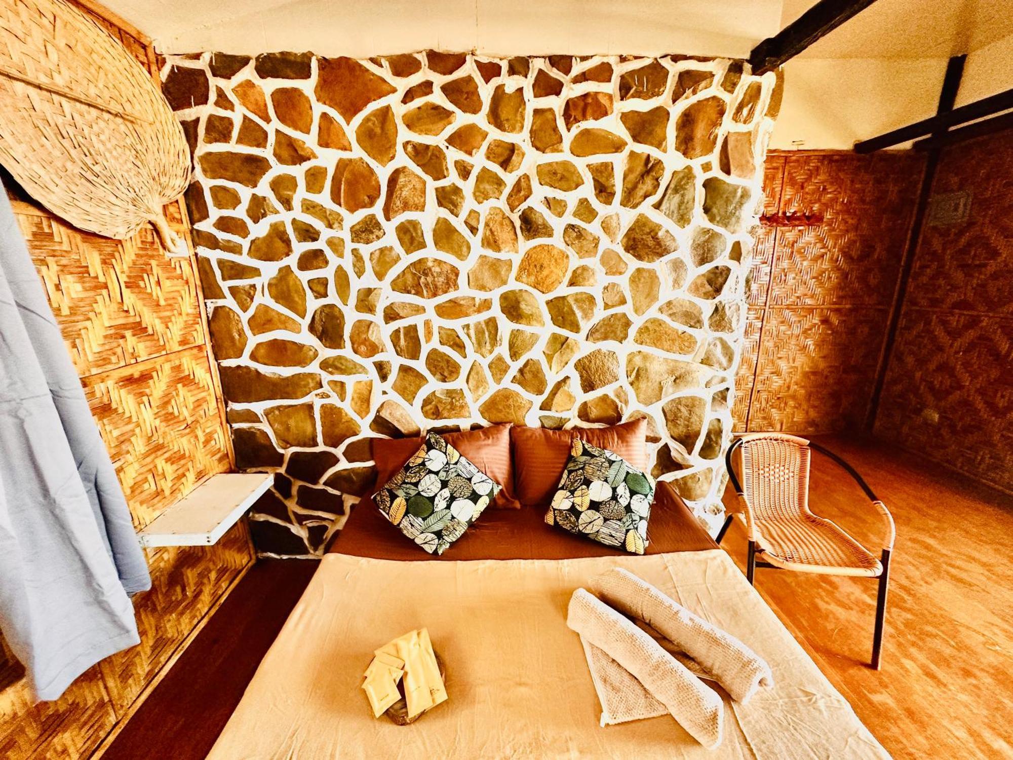 Playa Del Fuego Camiguin Beach Hostel & Resort Мамбахао Экстерьер фото